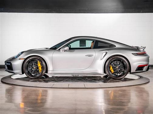 2024 Porsche 911 Turbo S