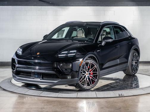 2025 Porsche Macan 4S