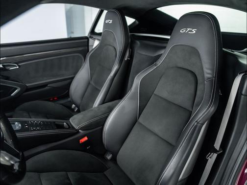 2024 Porsche 718 Cayman GTS 4.0
