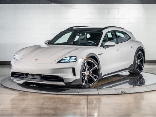 2025 Porsche Taycan 4