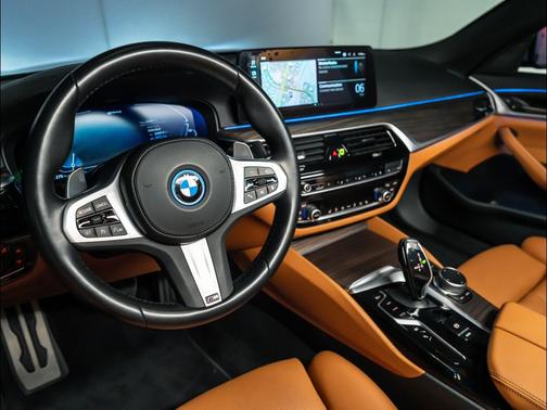 Arctic Race Blue Metallic 2023 BMW 530e Base