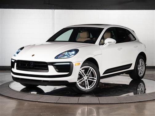2025 Porsche Macan Base
