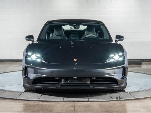 2025 Porsche Taycan 4S