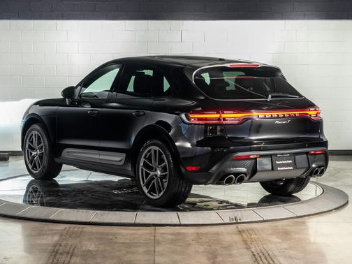 2025 Porsche Macan T