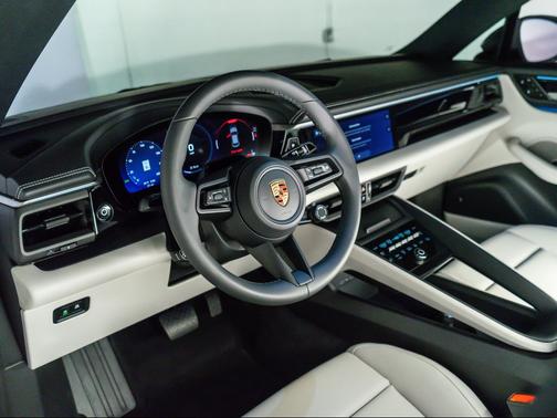 Provence 2026 Porsche Macan Macan Electric