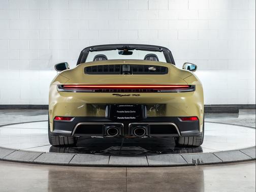 2026 Porsche 911 Spirit 70