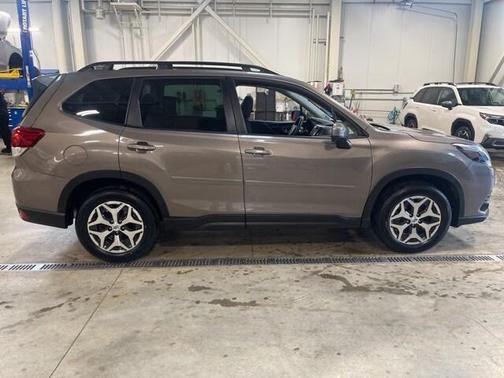 2023 Subaru Forester 2.5i Premium