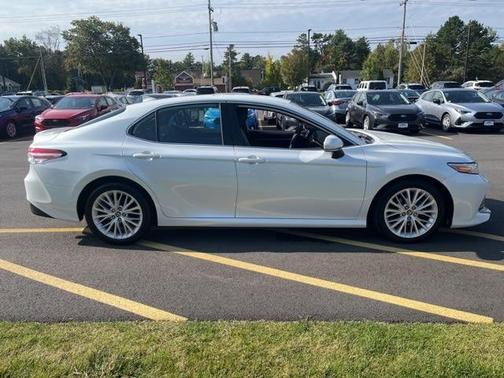 2019 Toyota Camry XLE