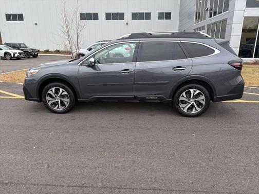 2021 Subaru Outback Touring XT