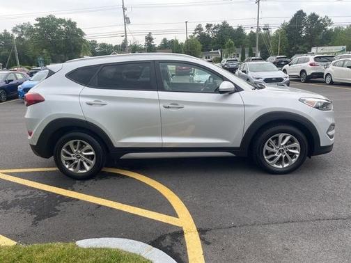 2017 Hyundai TUCSON SE Plus