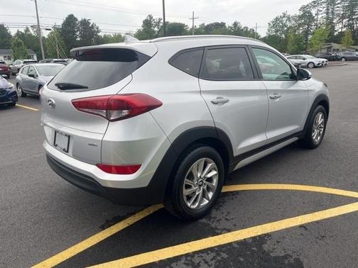 2017 Hyundai TUCSON SE Plus