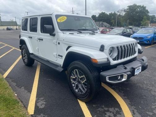 2025 Jeep Wrangler Sahara