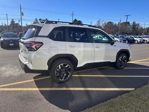 2025 Subaru Forester Hybrid Premium