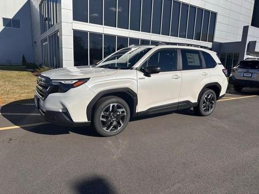 2025 Subaru Forester Hybrid Premium