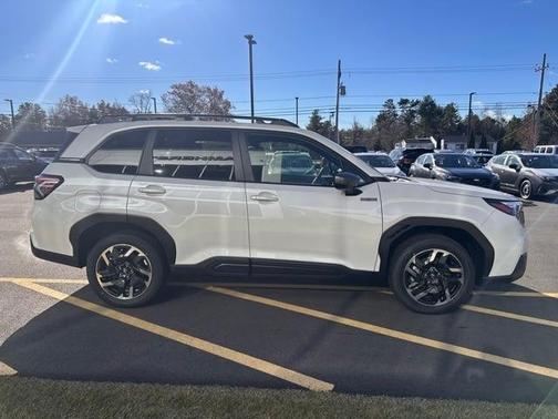 2025 Subaru Forester Hybrid Premium