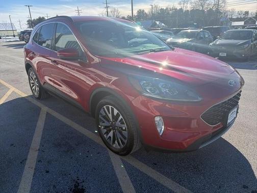 2020 Ford Escape Titanium