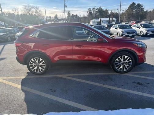 2020 Ford Escape Titanium