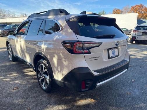 Photo 5 of 40 of 2022 Subaru Outback Limited