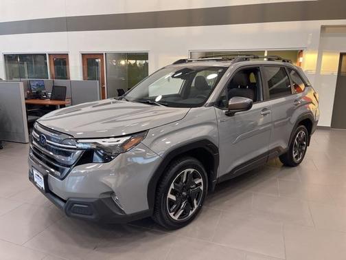 2025 Subaru Forester Hybrid Premium