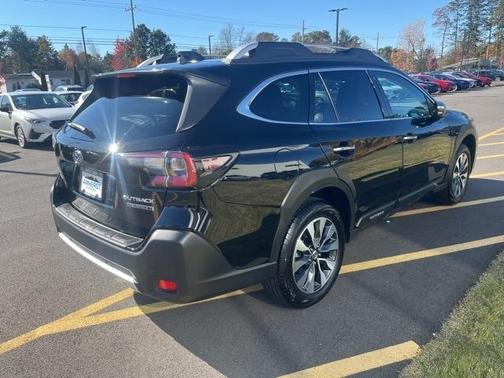 2023 Subaru Outback Touring XT
