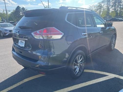 2016 Nissan Rogue SL