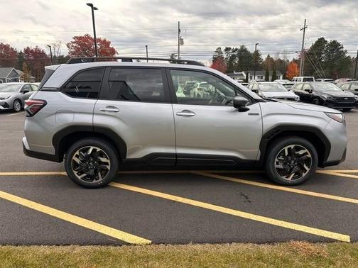 2025 Subaru Forester Hybrid Premium