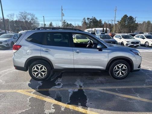 2023 Subaru Forester 2.5i Premium