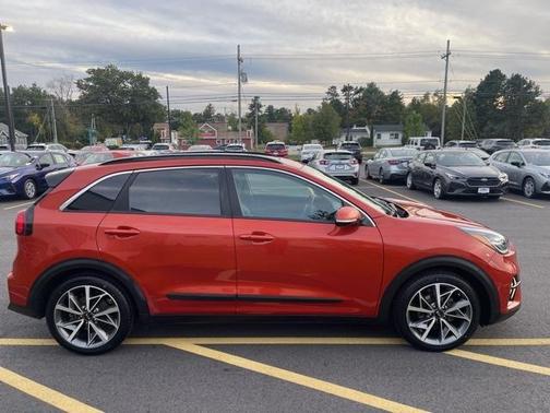 2020 Kia Niro Touring