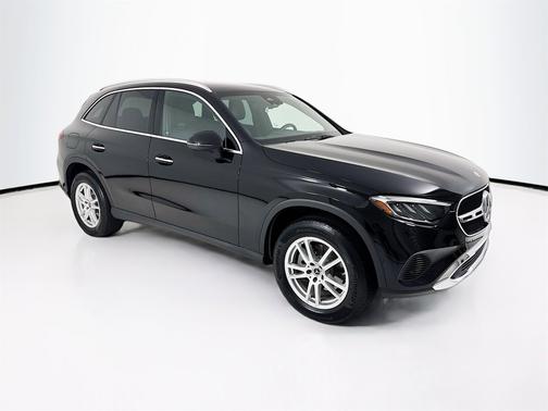 2025 Mercedes-Benz GLC 300 