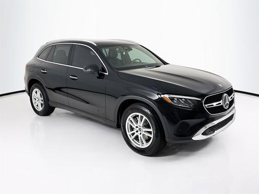2025 Mercedes-Benz GLC 300 