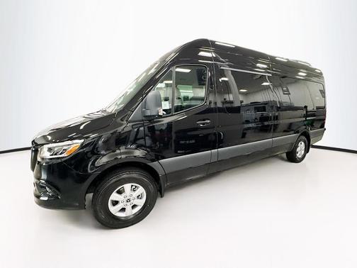 2026 Mercedes-Benz Sprinter 2500 High Roof