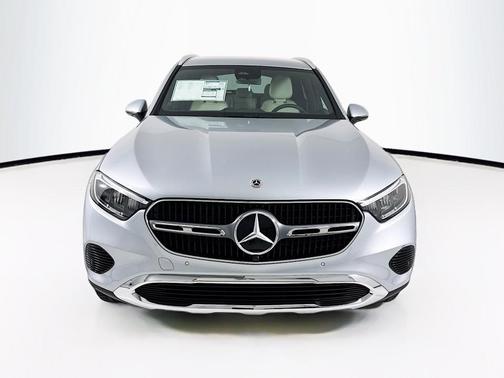Cirrus Silver Metallic 2026 Mercedes-Benz GLC 300 Base
