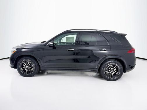 Obsidian Black Metallic 2026 Mercedes-Benz GLE 350 Base 4MATIC