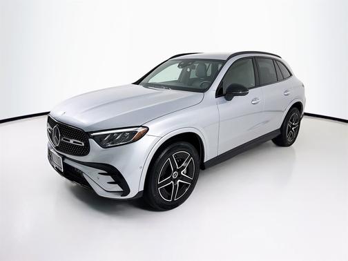 2025 Mercedes-Benz GLC 300 4MATIC