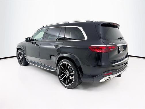 2026 Mercedes-Benz GLS 580 Base 4MATIC