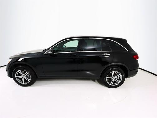 2022 Mercedes-Benz GLC 300 