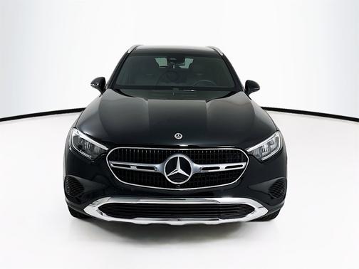 2024 Mercedes-Benz GLC 300