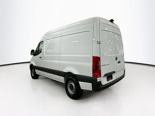 2025 Mercedes-Benz Sprinter 2500 Standard Roof