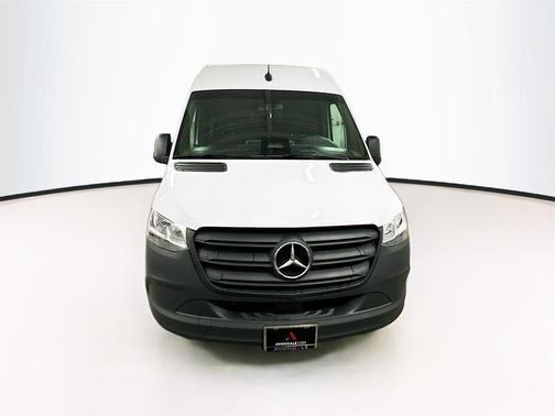 2025 Mercedes-Benz Sprinter 2500 Standard Roof