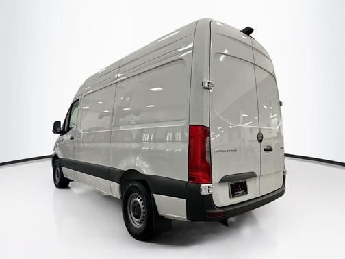 2025 Mercedes-Benz Sprinter 2500 Standard Roof