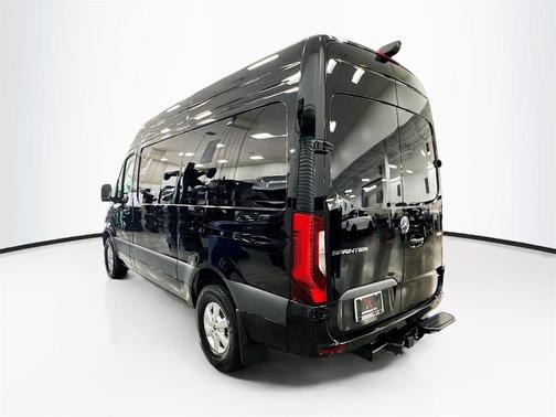 2025 Mercedes-Benz Sprinter 2500 Standard Roof