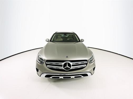 2021 Mercedes-Benz GLC 300 