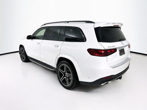 2026 Mercedes-Benz GLS 450 4MATIC