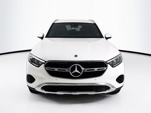 2025 Mercedes-Benz GLC 300 