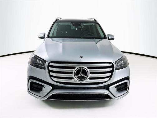 2026 Mercedes-Benz GLS 450 4MATIC