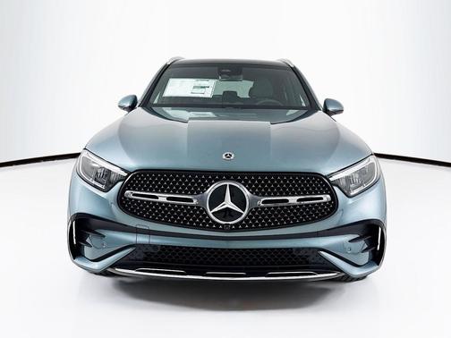 2026 Mercedes-Benz GLC 300 Base