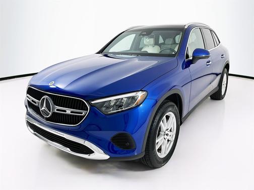 2025 Mercedes-Benz GLC 300 