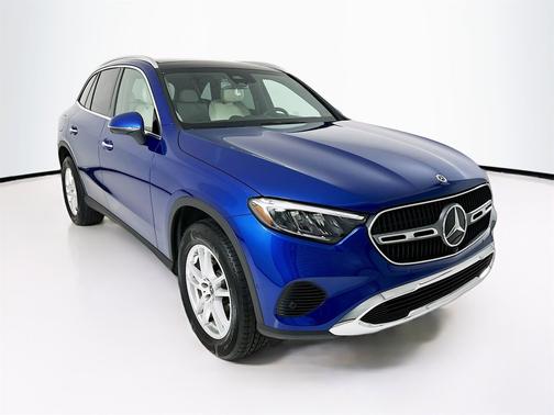 2025 Mercedes-Benz GLC 300 