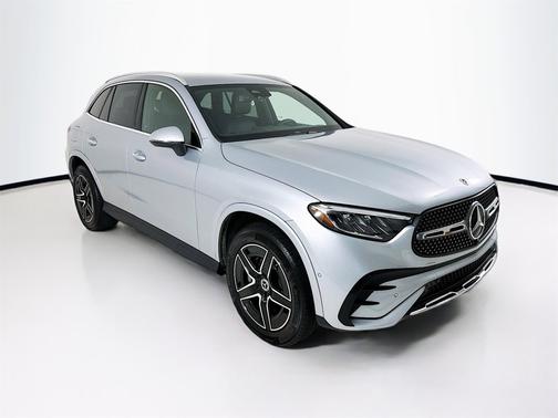 2025 Mercedes-Benz GLC 300