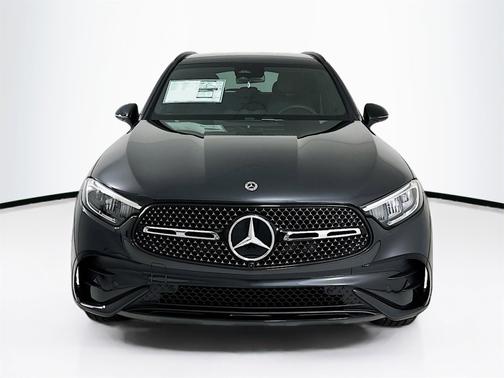 2025 Mercedes-Benz GLC 350e Base